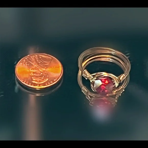 RED AND GOLD RING! - Picture 2 of 2